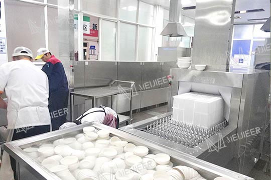 食堂洗碗機